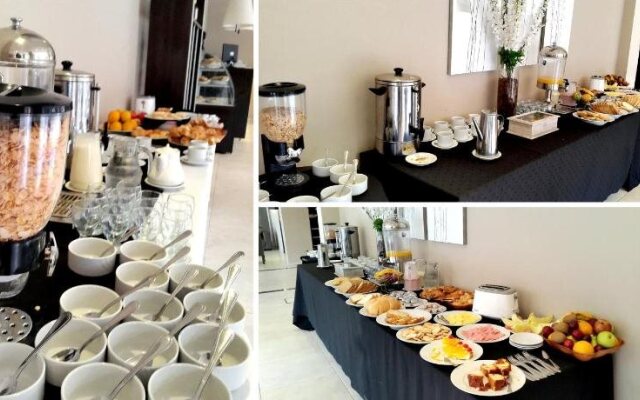 Altos Del Estero Hotel And Apartments