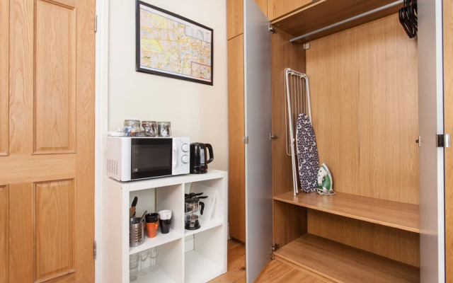 Oxford Street Soho Fitzrovia BasicStudio