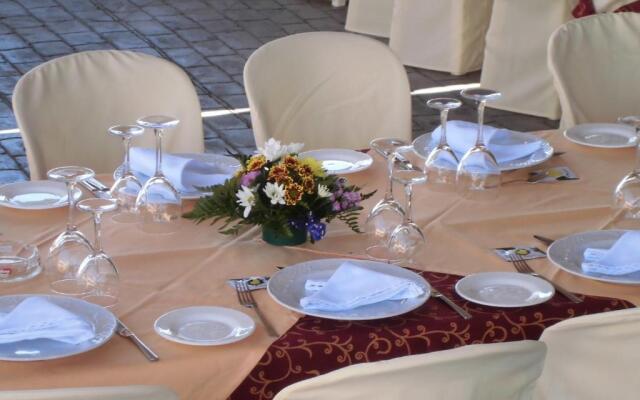 Hotel Rural Restaurante Los Rosales