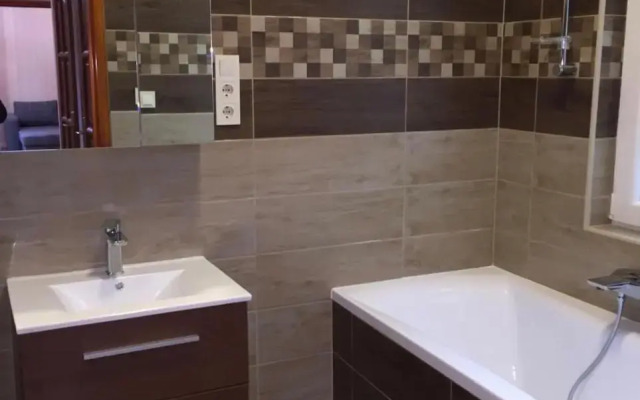 Downtown Apartment