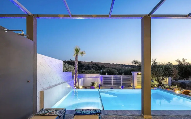 Villa Me - With Private Pool