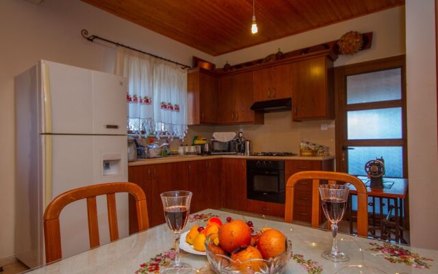 Aethra Cottage