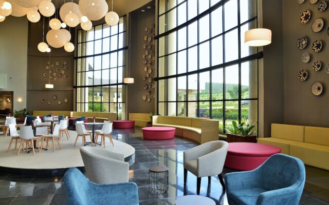 Mantis EPIC Hotel & Suites