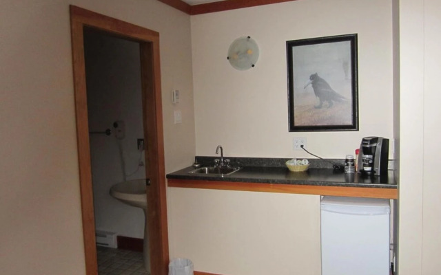 The Lodge at Skeena Landing