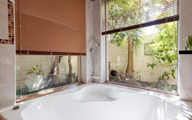 Clivia House, Gordons Bay