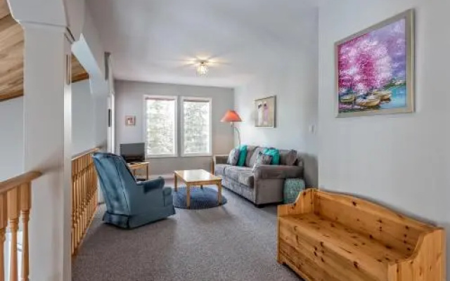 Sunset Peak - 3 Bed / 4 Bath Home