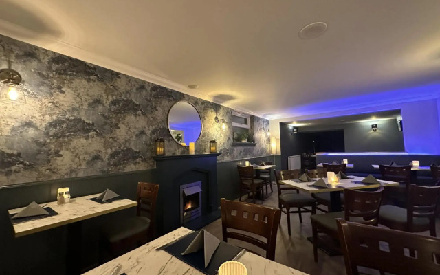 Tigh Na Mara Hotel