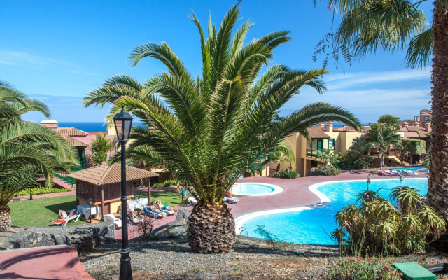 Apartamentos Oasis San Antonio
