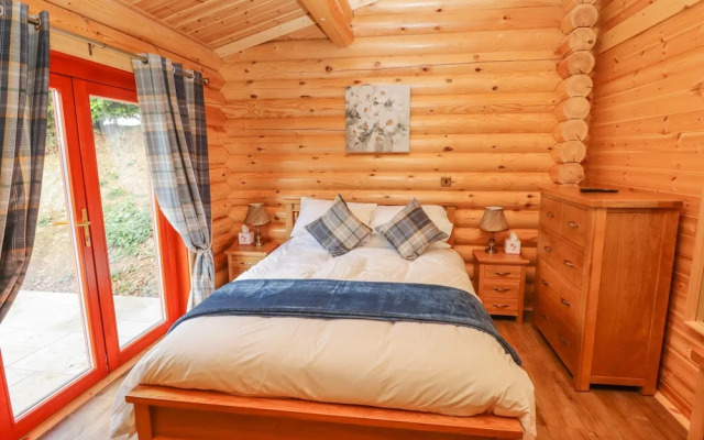 Maple Lodge