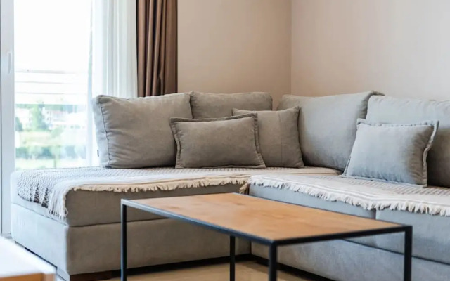 Olivia s Apartment 25