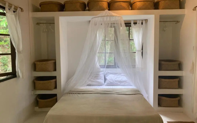 Coconut Beach Bungalows