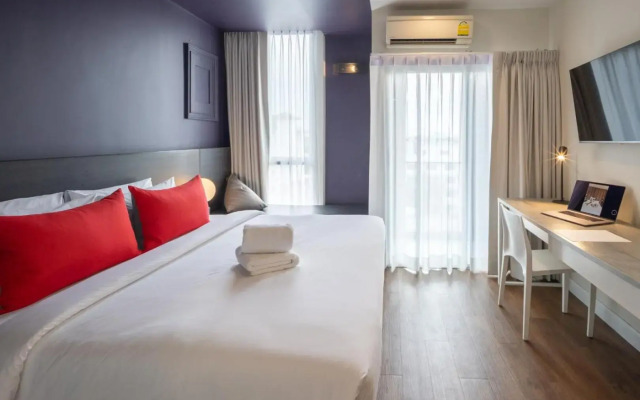 Blue Hippo Hotel