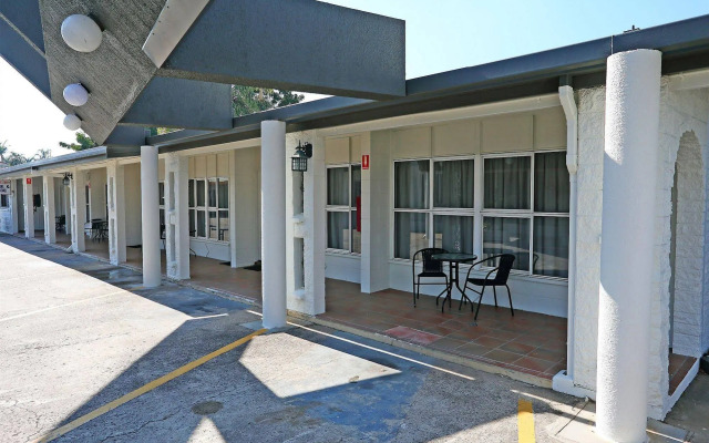 Q Express Motel