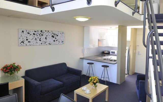Metro Apartments on Darling Harbour - Sydney