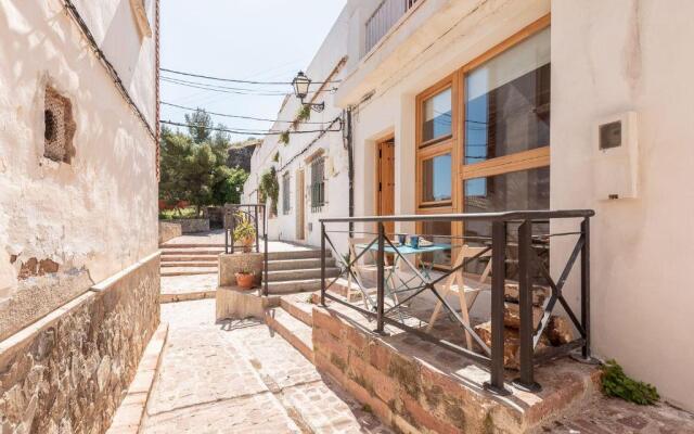 La Casa Baja