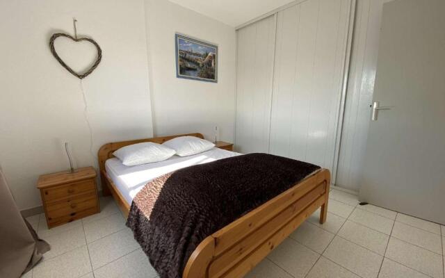 Appartement Le Grau-du-Roi, 3 pièces, 5 personnes - FR-1-250-237