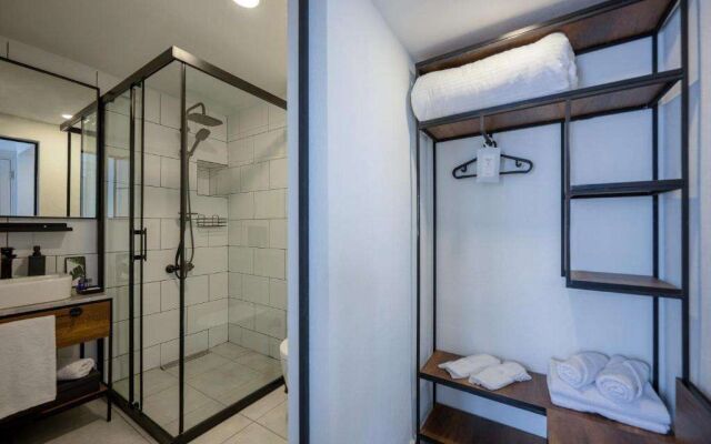 The Easy Rooms Verandah