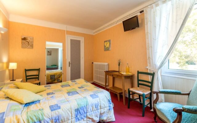 Logis Hotel du Val dAure