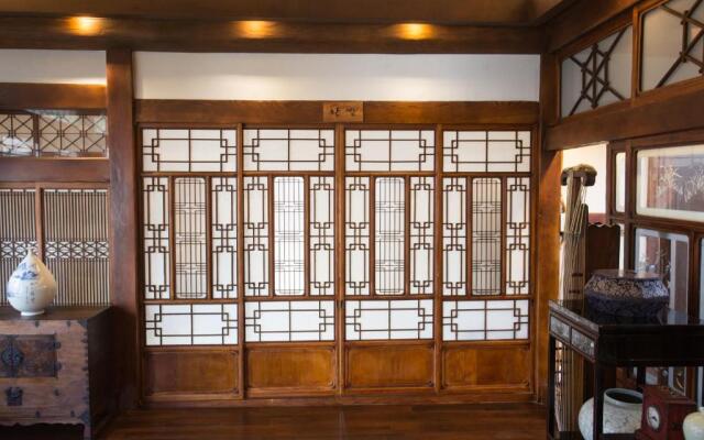 Hanok1957