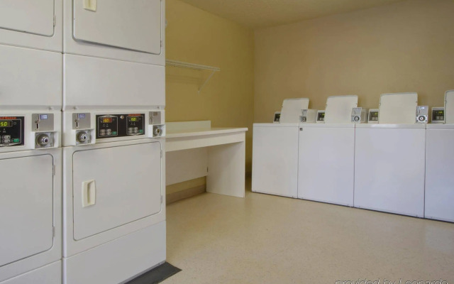 Extended Stay America Suites Wichita East