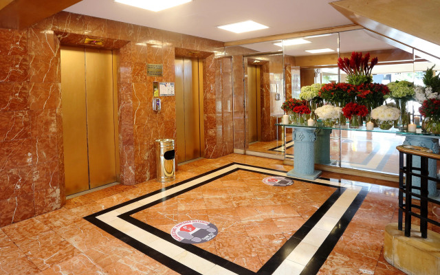 Suites del Bosque Hotel