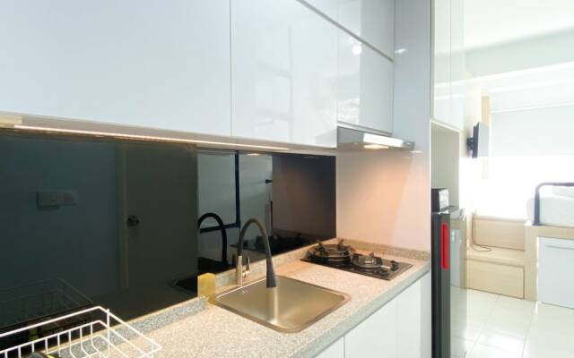 Simply Look Studio Room At Patraland Urbano Apartment