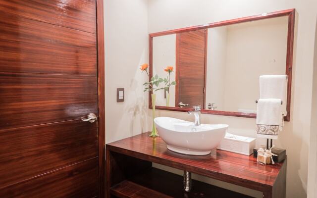 Azul 101 by Riviera Rentals