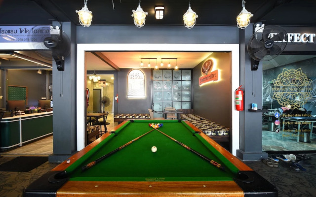KOKO Hostel- Adults Only