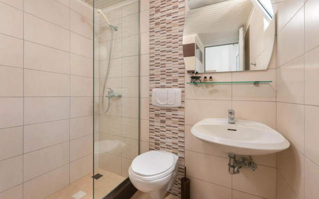 Pefkos View Suites & Maisonette