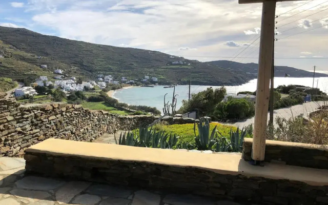 Sea-aura House in Tinos