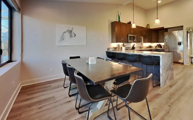 1849 Condos 642 3 Bedroom Home