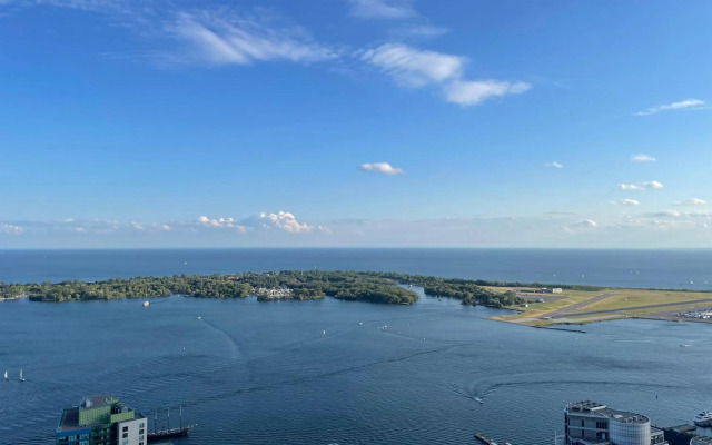 Presidential Suite Heart of Downtown with Stunning View