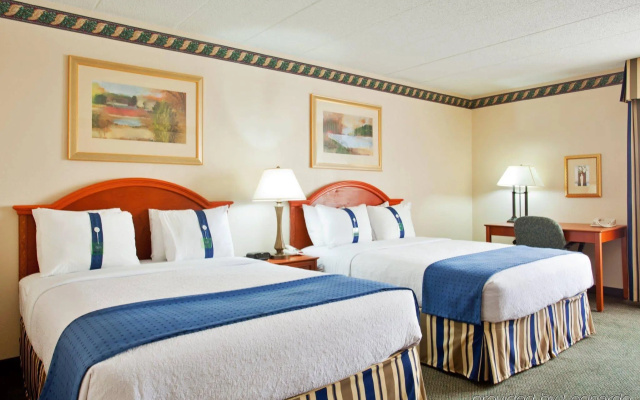 Holiday Inn Rockford by IHG