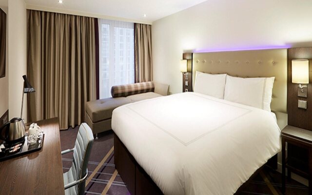 Premier Inn  Hamburg City (Zentrum)