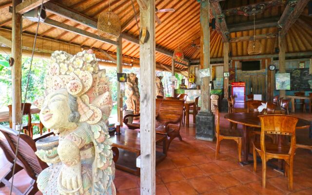 D'uma Residence Hotel