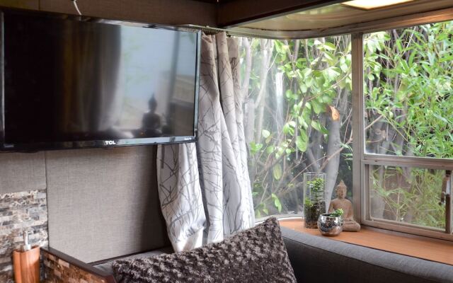 Seattle Glamping - Zen Den