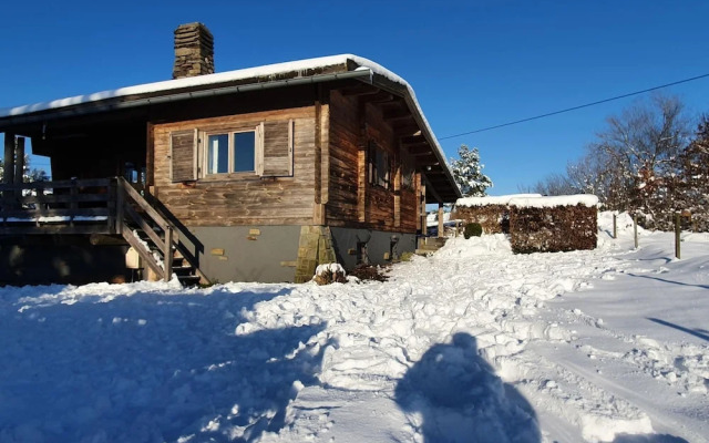 Traditional Chalet with Garden near Malmedy & Hautes-Fagnes
