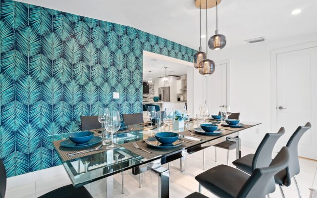 Wonderful 5BR House At Brickell Miami