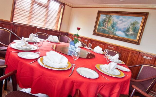 Gold Nest Business Hotel