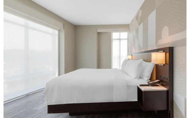 Cambria Hotel Nashville Airport