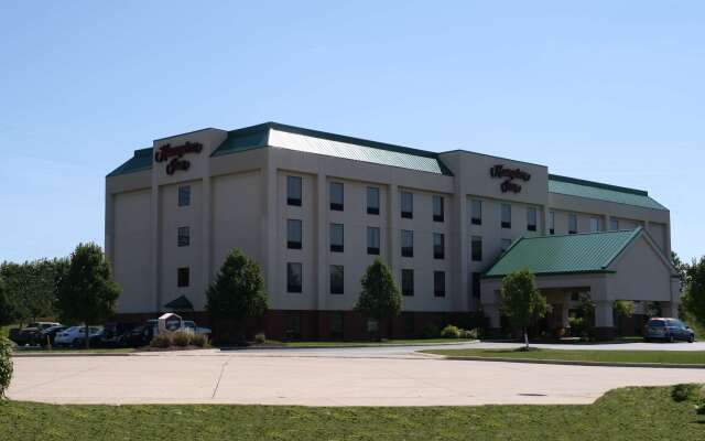 Hampton Inn Cleveland Airport - Tiedeman Road