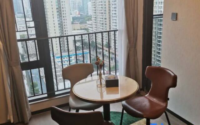Time ONE International Apartment (Shenzhen Huaqiangbei Branch)