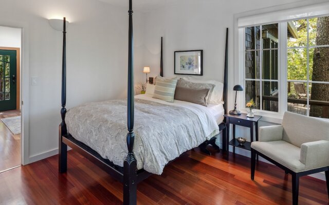 Flicker Hill 1240 by RedAwning