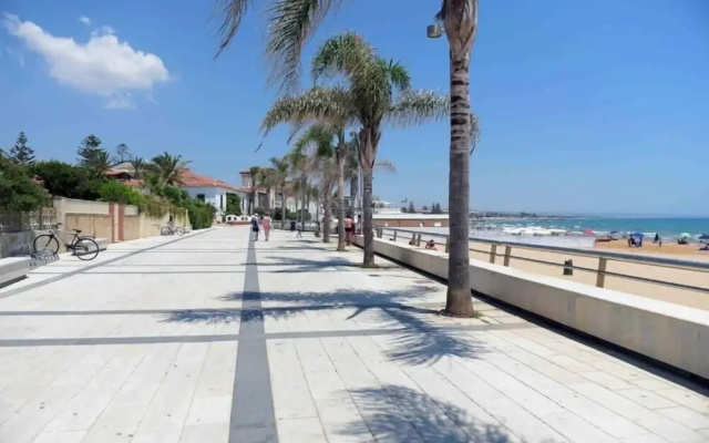 Il Mare a Pochi Passi