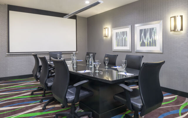 Holiday Inn Express & Suites Norman by IHG