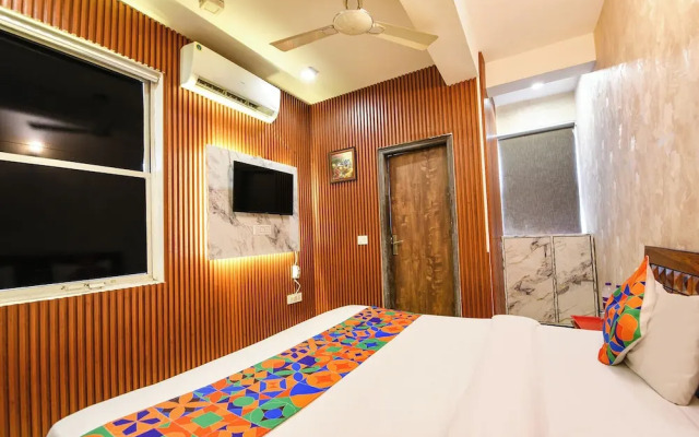 Fabhotel Blu Lagoon Inn