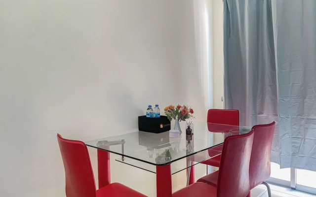 Homey And Modern 2Br At Marina Ancol Apartment