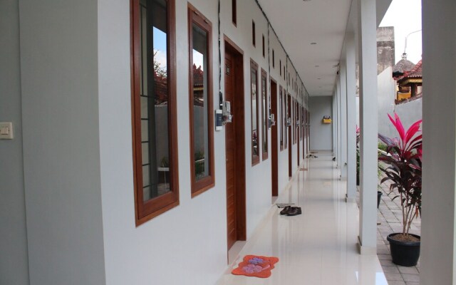 Gentong Kost