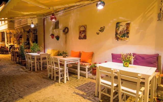 Bozcaada Butik Pansiyon