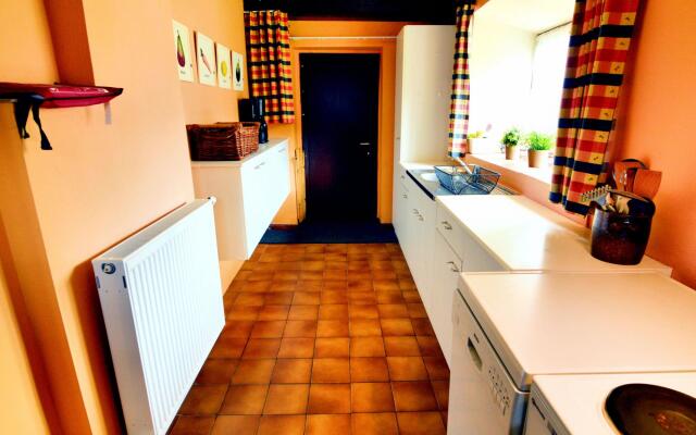 Cottage in Paliseul With Garden